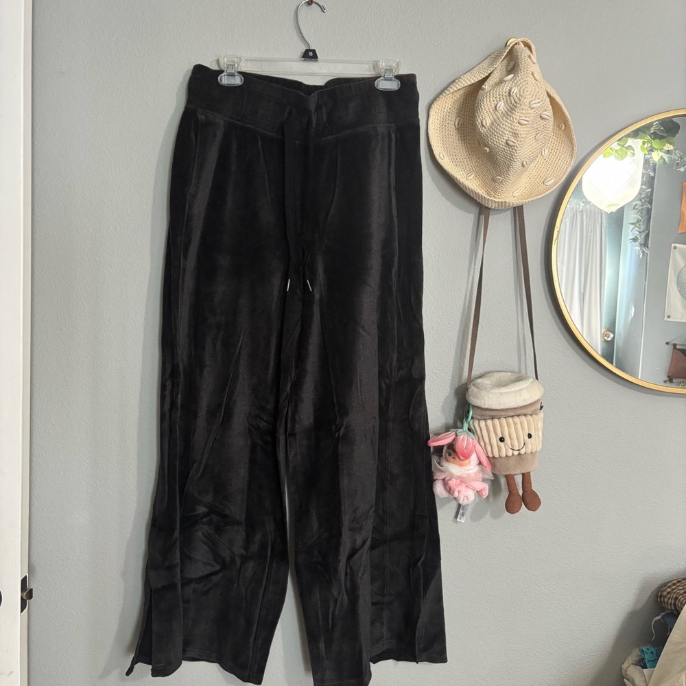 wide leg pants